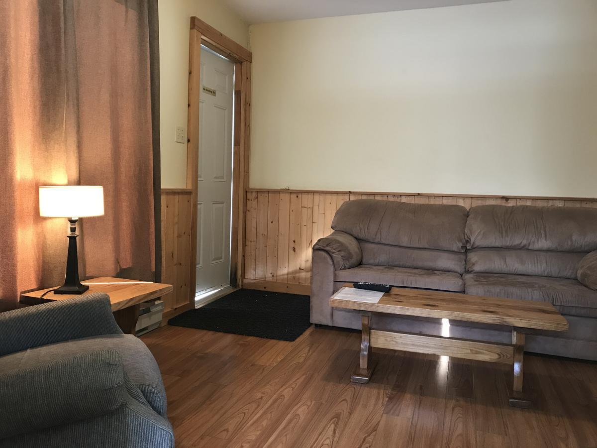 Bonne Bay Cottages Bonne Bay Pond Экстерьер фото